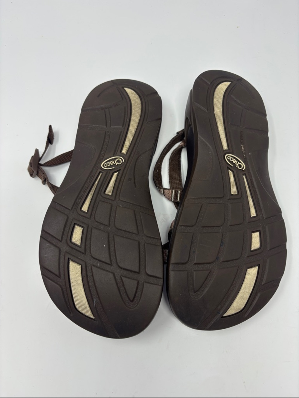 Chaco | 7 Brown Striped Strap Sandals W7 - Picture 8 of 8